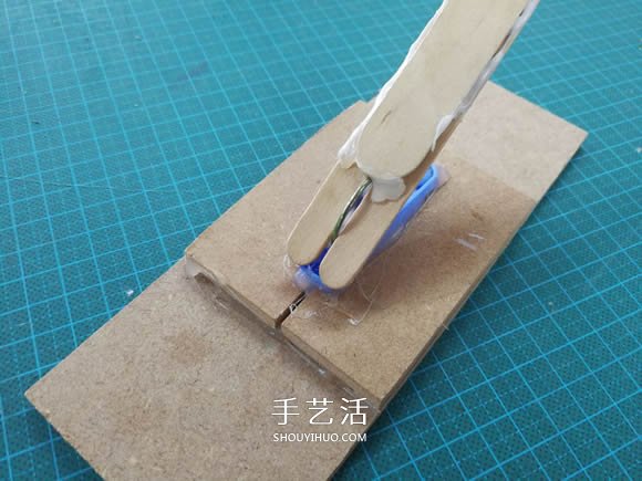 用衣夾制作投石車彈射器玩具的DIY教程 -  rpnrmr.com