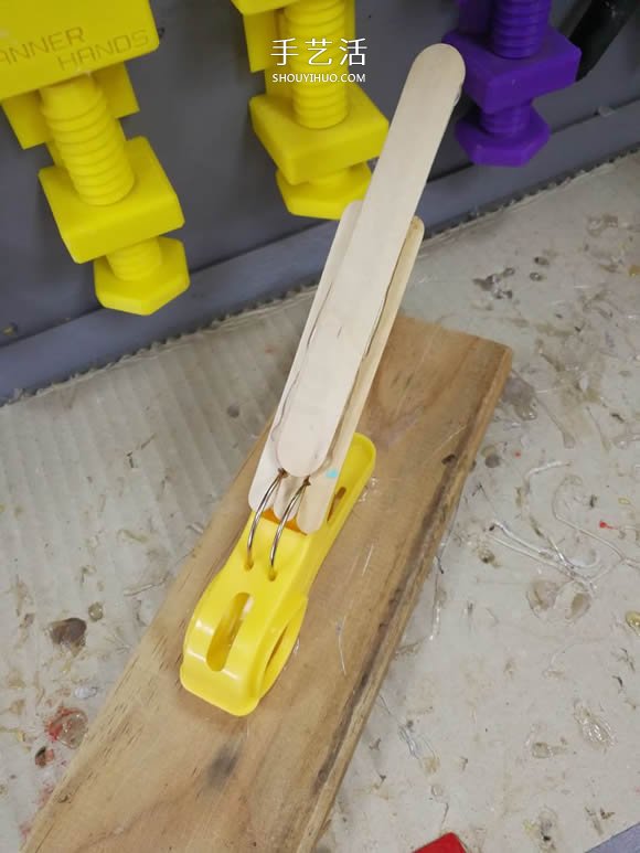 用衣夾制作投石車彈射器玩具的DIY教程 -  rpnrmr.com
