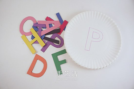 自制益智小玩具 讓孩子玩字母匹配游戲！ -  rpnrmr.com