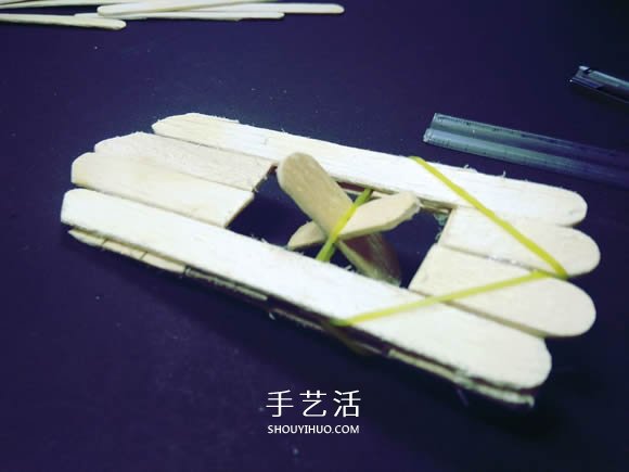 物理小制作：自制冰棍棒橡皮筋動力船的教程 -  rpnrmr.com