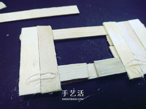 物理小制作：自制冰棍棒橡皮筋動力船的教程 -  rpnrmr.com