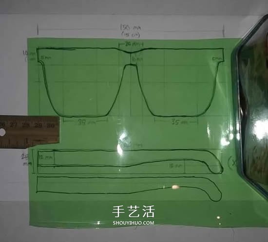汽水瓶廢物利用手工制作黑框太陽鏡的方法 -  rpnrmr.com