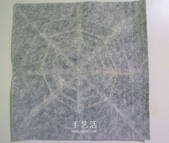 DIY萬圣節(jié)裝飾！蜘蛛網上發(fā)光的蜘蛛玩具制作 -  rpnrmr.com
