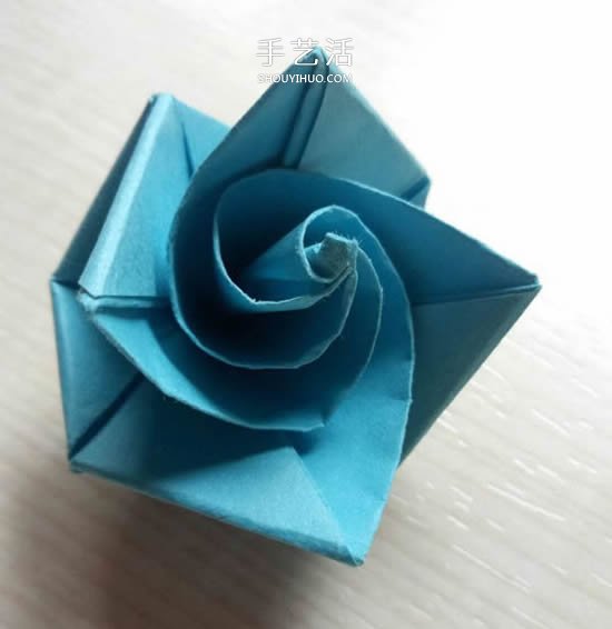簡(jiǎn)單又漂亮玫瑰花的折紙方法圖解步驟 -  rpnrmr.com
