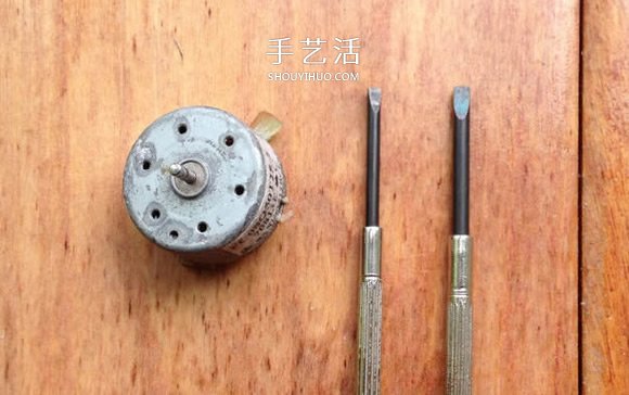 用舊馬達(dá)DIY制作酷炫陀螺的方法教程 -  rpnrmr.com