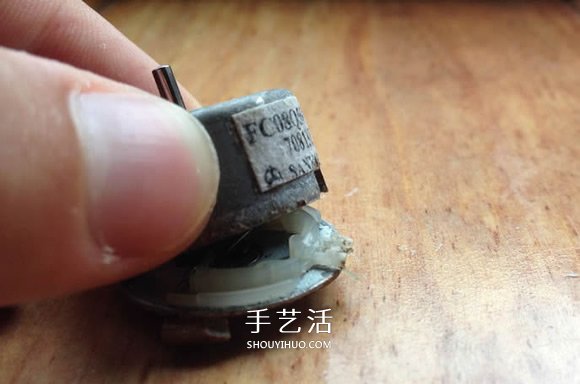 用舊馬達(dá)DIY制作酷炫陀螺的方法教程 -  rpnrmr.com