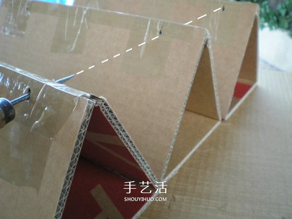 自制硬紙板葡萄酒架的制作方法圖解步驟 -  rpnrmr.com