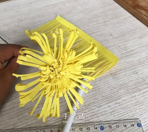 重陽(yáng)節(jié)大菊花的制作方法 簡(jiǎn)單又美麗！ -  rpnrmr.com