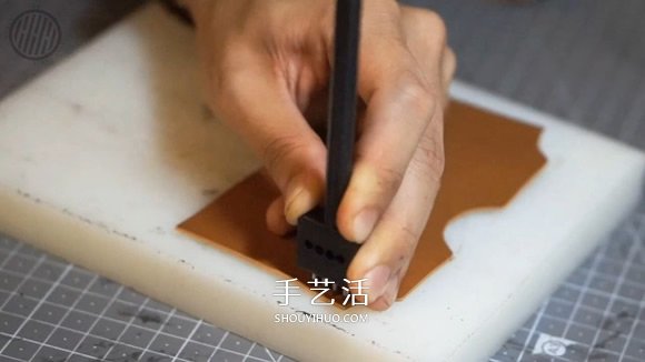 自制男士雙折皮革錢包的詳細制作步驟圖 -  rpnrmr.com