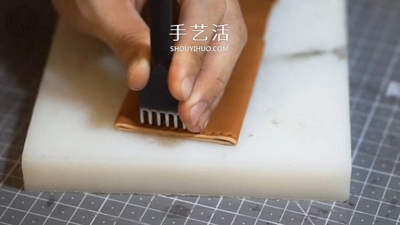 自制男士雙折皮革錢包的詳細制作步驟圖 -  rpnrmr.com