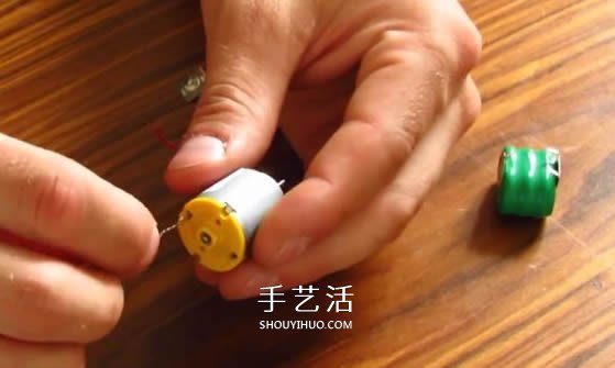 科技小制作：怎么制作能飛的馬達(dá)小飛機(jī)圖解 -  rpnrmr.com