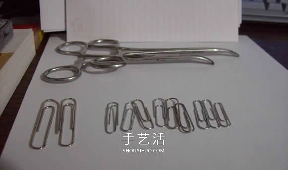 萬圣節(jié)手工制作回形針怪物的教程圖解 -  rpnrmr.com