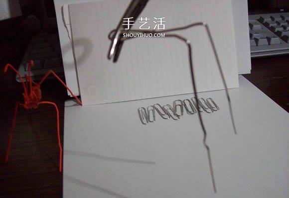 萬圣節(jié)手工制作回形針怪物的教程圖解 -  rpnrmr.com