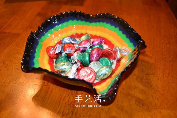塑料串珠放入烤箱 DIY制作精美糖果盤的做法 -  rpnrmr.com