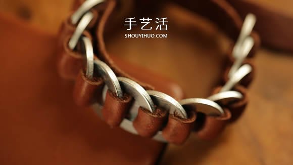 金屬墊圈DIY制作皮革手鐲 送男友的好禮物！ -  rpnrmr.com
