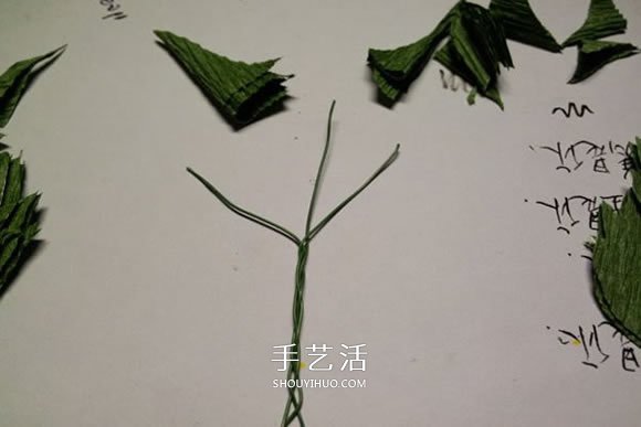 皺紋紙手工制作火紅玫瑰花的方法 簡單漂亮！ -  rpnrmr.com