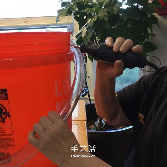 自制滾彈珠玩具的方法 簡(jiǎn)單的廢物利用小制作 -  rpnrmr.com