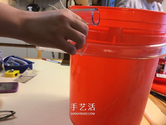 自制滾彈珠玩具的方法 簡(jiǎn)單的廢物利用小制作 -  rpnrmr.com