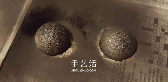 幼兒園簡單萬圣節(jié)蜘蛛的手工制作教程圖解 -  rpnrmr.com