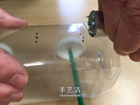 自制電動風力車玩具的制作方法教程 -  rpnrmr.com