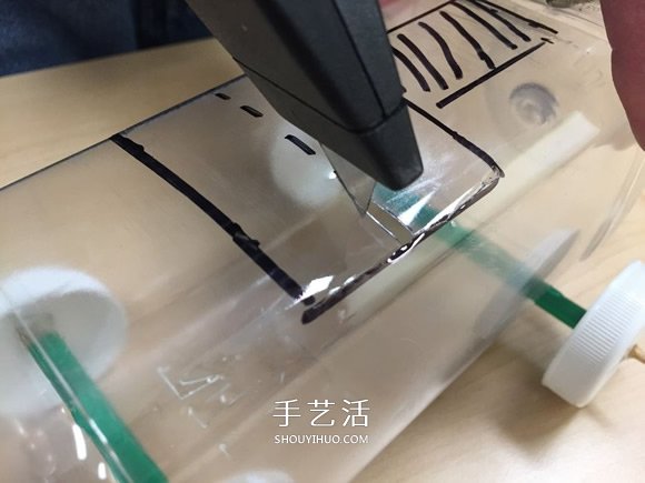 自制電動風力車玩具的制作方法教程 -  rpnrmr.com