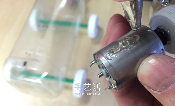 自制電動風力車玩具的制作方法教程 -  rpnrmr.com