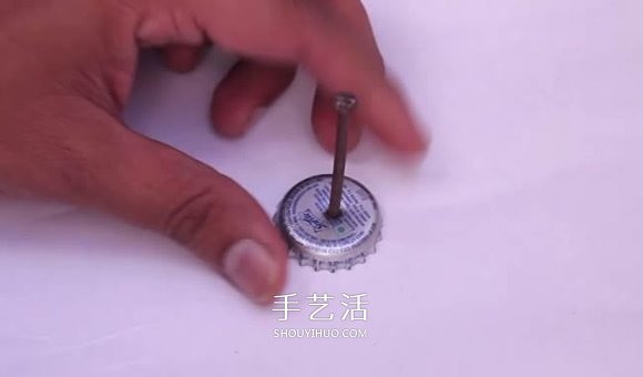 自制兩輪橡皮筋動力車玩具的制作方法圖解 -  rpnrmr.com