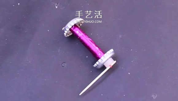 自制兩輪橡皮筋動力車玩具的制作方法圖解 -  rpnrmr.com
