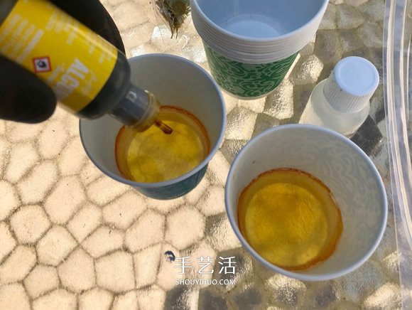 自制仿琥珀樹脂鑰匙扣的制作方法 -  rpnrmr.com
