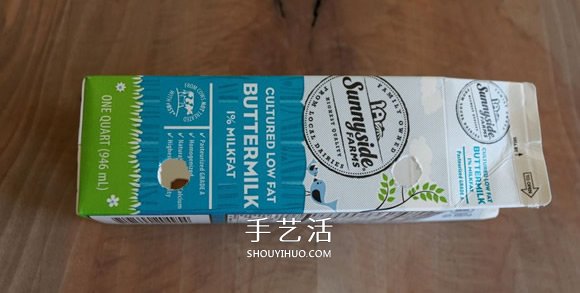酸奶盒廢物利用制作橡皮筋動(dòng)力回力車(chē)的方法 -  rpnrmr.com