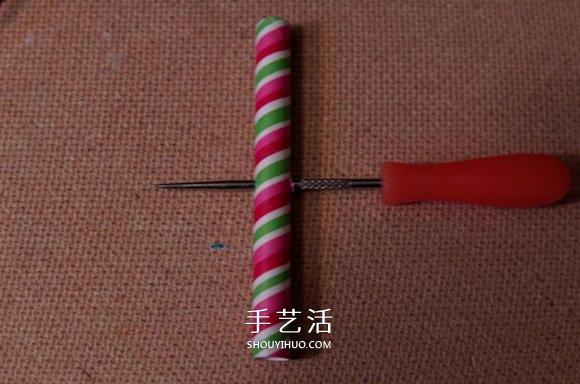 酸奶盒廢物利用制作橡皮筋動(dòng)力回力車(chē)的方法 -  rpnrmr.com