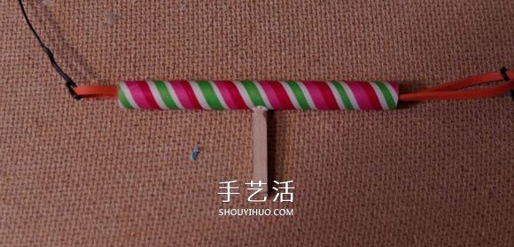 酸奶盒廢物利用制作橡皮筋動(dòng)力回力車(chē)的方法 -  rpnrmr.com
