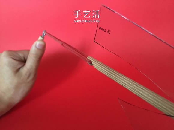 自制彈射旋轉(zhuǎn)竹蜻蜓玩具的制作方法圖解 -  rpnrmr.com