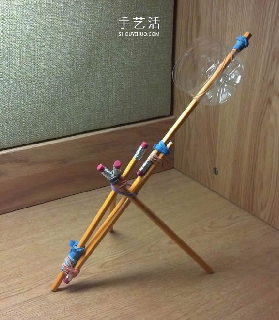 投石機的簡單小制作 幾根鉛筆就可以搞定！ -  rpnrmr.com