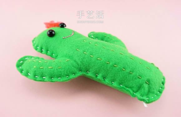 簡(jiǎn)單又可愛(ài)布藝仙人掌玩偶的制作方法圖解 -  rpnrmr.com