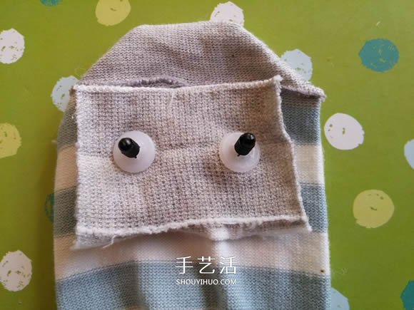 簡單自制布娃娃！襪子猴的制作方法圖解 -  rpnrmr.com