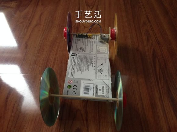 自制齒輪傳動(dòng)電動(dòng)汽車(chē)的方法 -  rpnrmr.com