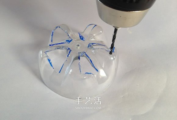 用塑料瓶做潛水艇玩具的方法 -  rpnrmr.com
