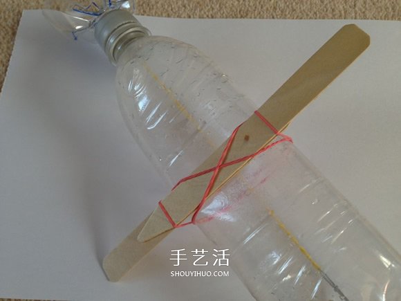 用塑料瓶做潛水艇玩具的方法 -  rpnrmr.com