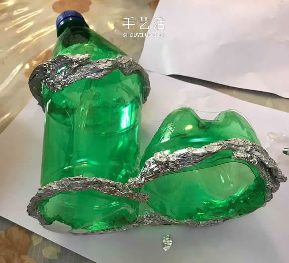 雪碧瓶手工制作萬圣節(jié)女巫屋圖解教程 -  rpnrmr.com