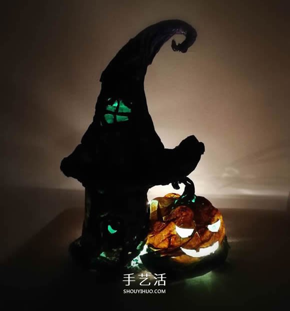 雪碧瓶手工制作萬圣節(jié)女巫屋圖解教程 -  rpnrmr.com