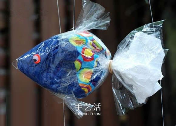 塑料袋簡(jiǎn)單手工制作小魚裝飾的教程 -  rpnrmr.com