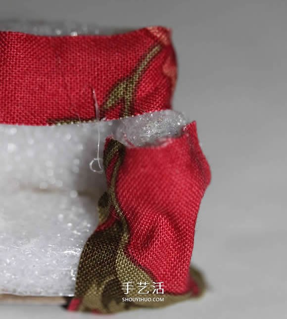 瓦楞紙板手工制作微型扶手椅圖解教程 -  rpnrmr.com