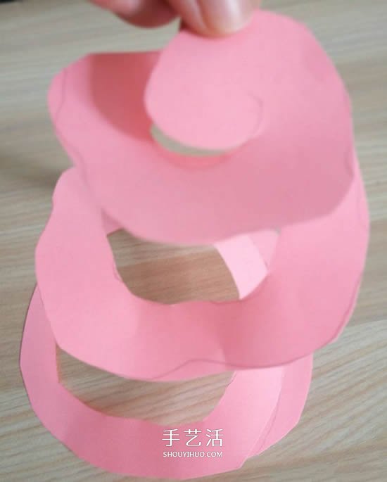 簡(jiǎn)單又漂亮紙玫瑰花的做法圖解 -  rpnrmr.com