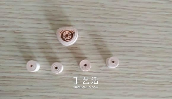 簡單衍紙貓爪耳環(huán)的做法圖解教程 -  rpnrmr.com