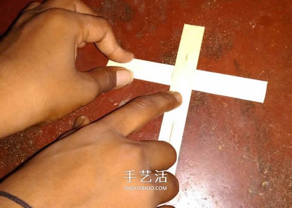 冰淇淋棒手工制作橡皮筋動力車的教程 -  rpnrmr.com
