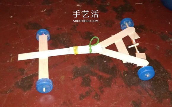 冰淇淋棒手工制作橡皮筋動力車的教程 -  rpnrmr.com