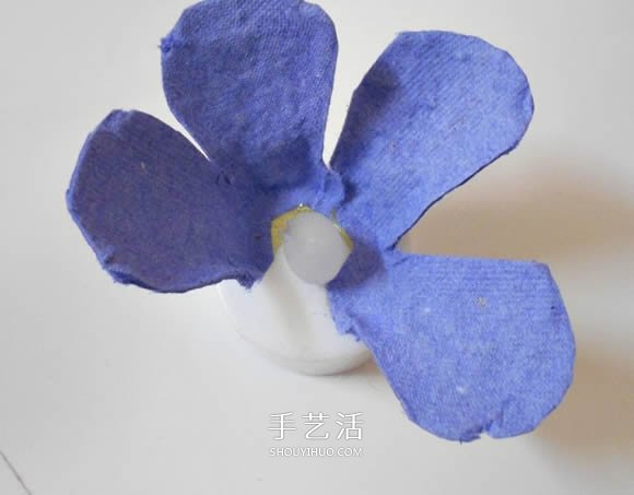 雞蛋托手工制作玫瑰花燈的圖解教程 -  rpnrmr.com