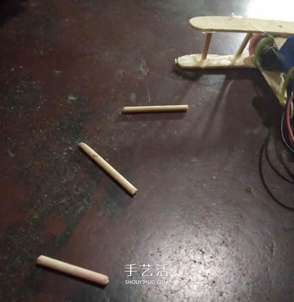 自制電動玩具飛機(jī)的方法教程 -  rpnrmr.com