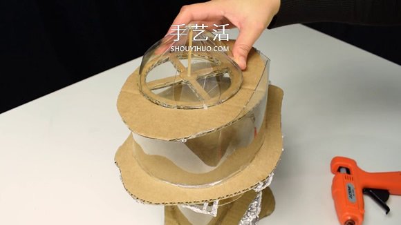 利用廢棄回收材料DIY童話樹屋燈的教程 -  rpnrmr.com